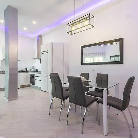 Pueblo Marinero Apt 2